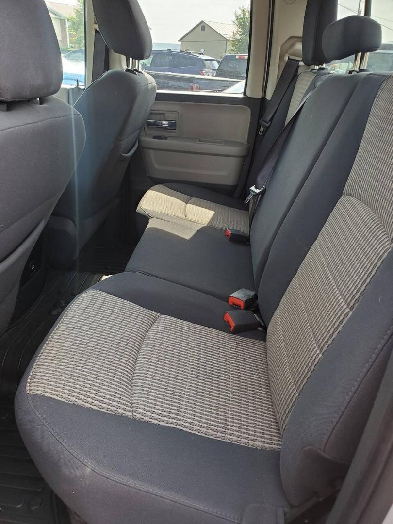 2012 Bright Silver Metallic Clear Coat/Mineral Gray Met RAM 1500 (1C6RD7GT2CS) with an HEMI 5.7L V8 390hp 407ft. lbs. 5.7L V8 engine, located at 4845 Woodbury Pike, Roaring Springs, PA, (814) 317-5008, (814) 317-5008, 40.250935, -78.366959 - **More pics and video to come. Truck will be fully detailed before sale<br />2012 Ram 1500 4x4 Outdoorsman 4 Door Quad Cab 6.3' Short Bed 5.7L V8 Hemi 6-Speed Automatic 105k Miles Rust-Free Southern Truck with a Clean Title A/C, Cruise Control, Alpine Sound System, Sirius XM, Single CD Player, Keyle- Photo#1