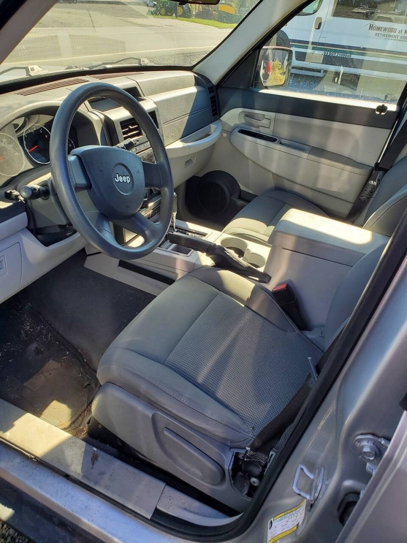 2008 Bright Silver Metallic Clear Coat Jeep Liberty (1J8GN28K68W) with an 3.7L V6 210hp 235ft. lbs. 3.7L V6 engine, located at 4845 Woodbury Pike, Roaring Springs, PA, (814) 317-5008, (814) 317-5008, 40.250935, -78.366959 - 2008 Jeep Liberty Sport 3.7L V6 4-speed automatic 4x4 123k miles A/C, power windows, locks, and mirrors, AM/FM Radio, single CD player, keyless entry. Vehicle has R-Title due to previous damage (minor) to the hood and roof. Vehicle will come with new inspection. If you have any questions or to sched- Photo#8